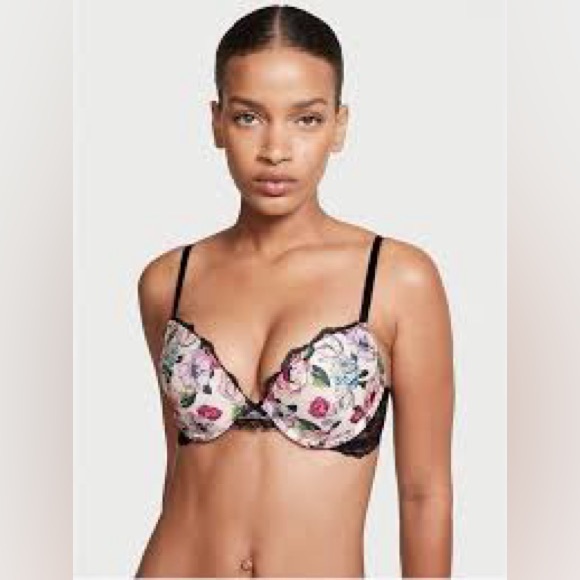 Victoria Secret Matching Set - Picture 2 of 4